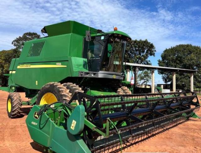 Colhetadeira 1550 John Deere 